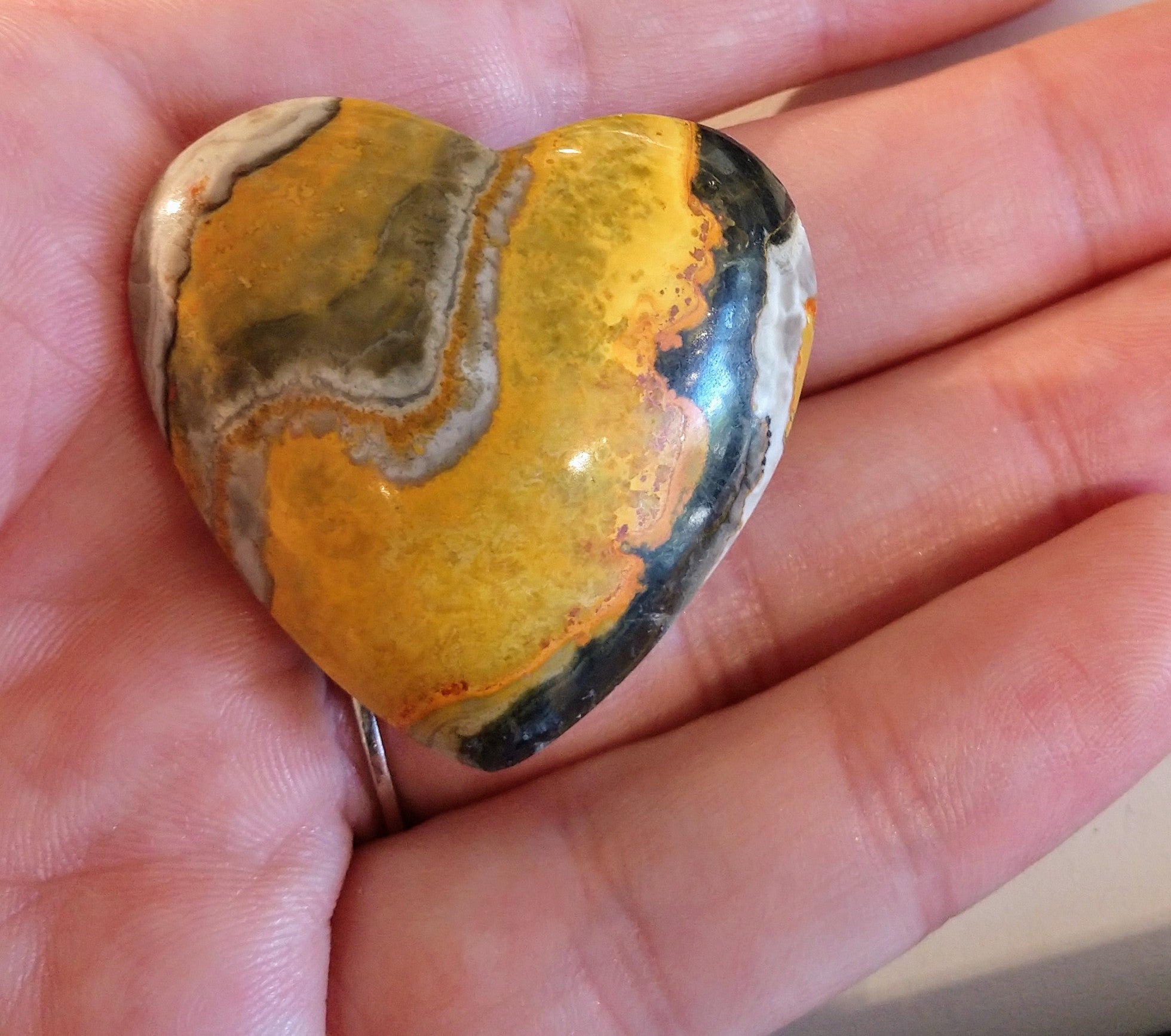 Bumblebee Jasper Heart