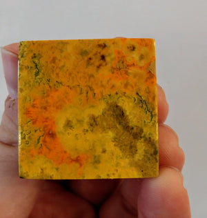 Bumblebee Jasper pyramids from Indonesia