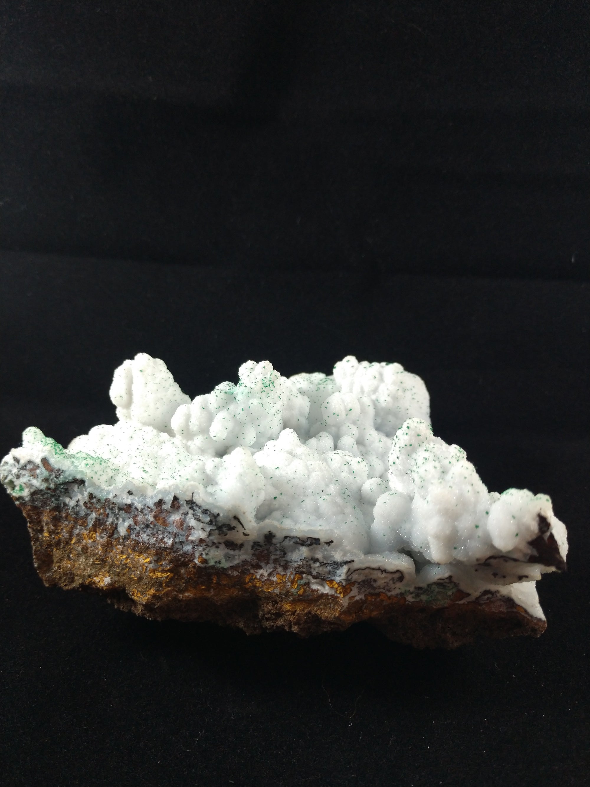 Druzy Quartz with Malachite
