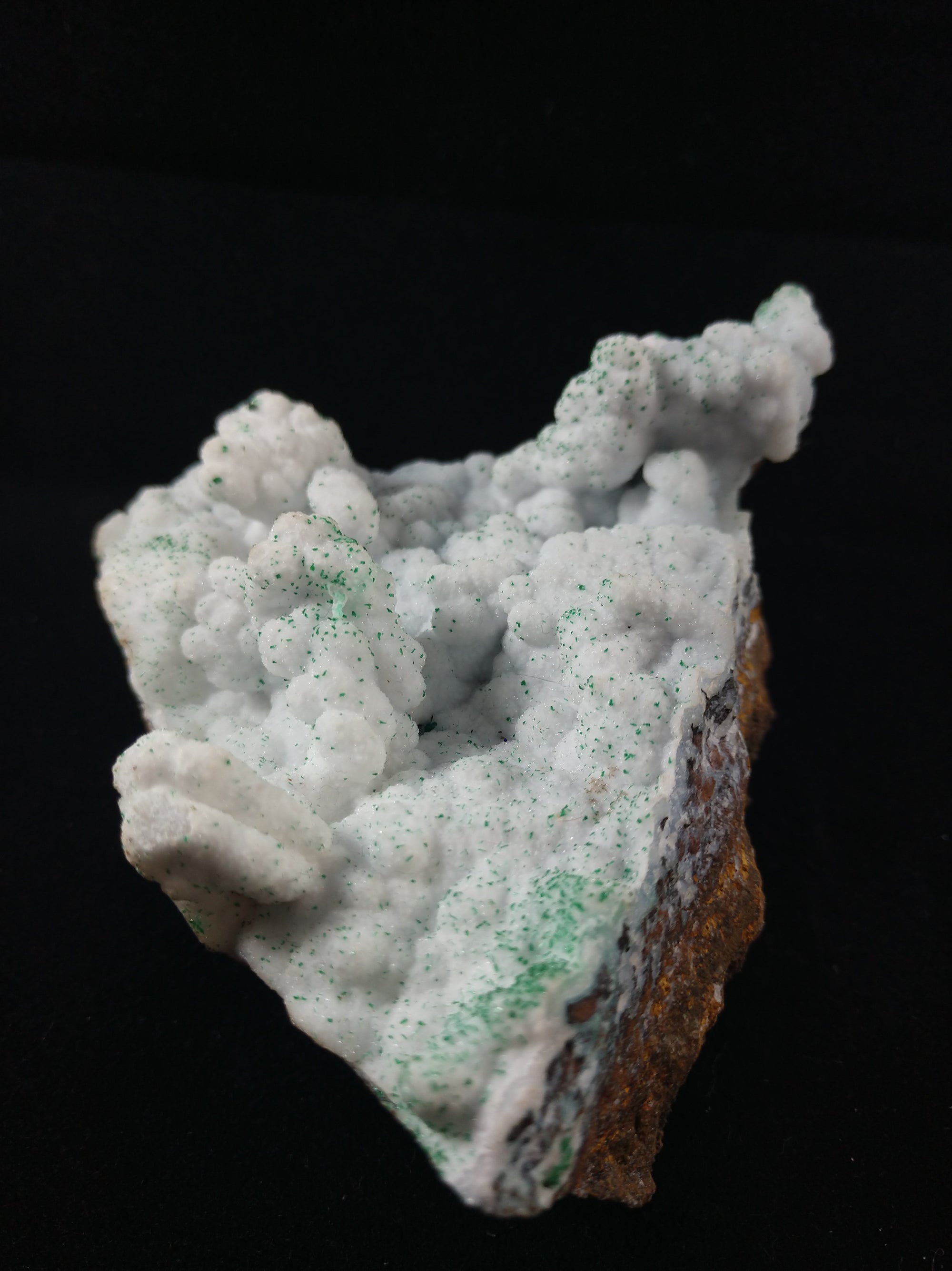 Druzy Quartz with Malachite