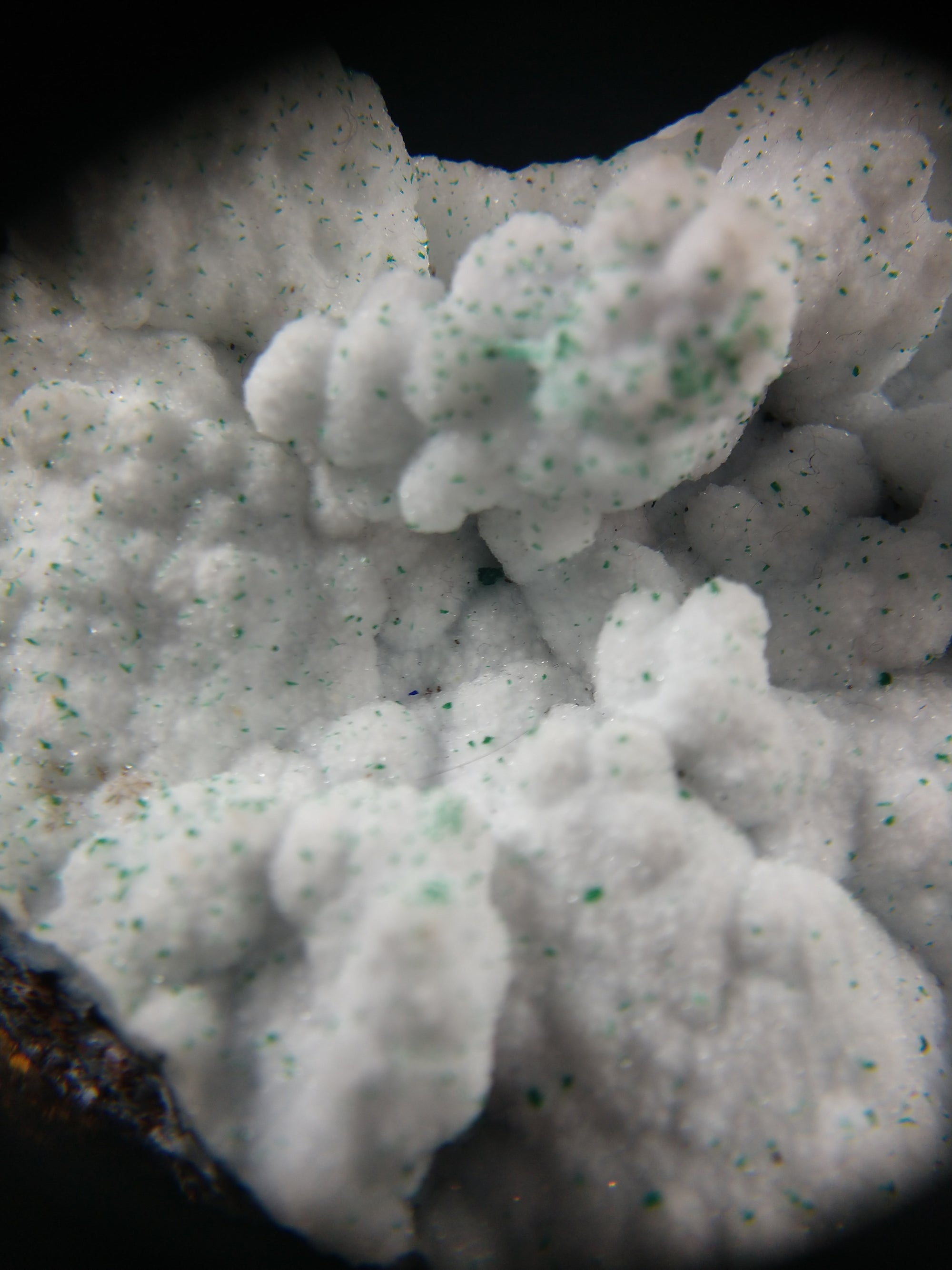 Druzy Quartz with Malachite