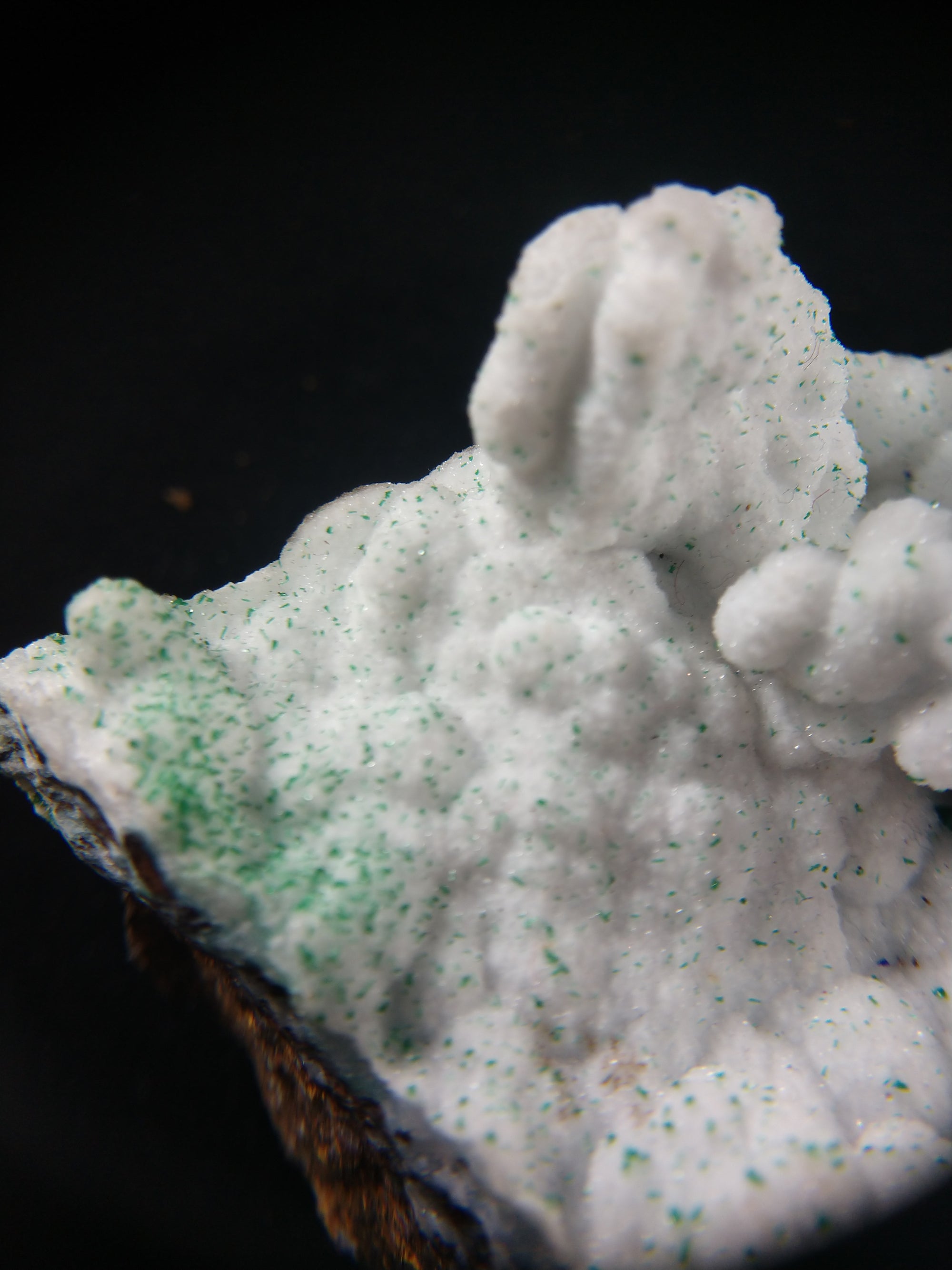 Druzy Quartz with Malachite