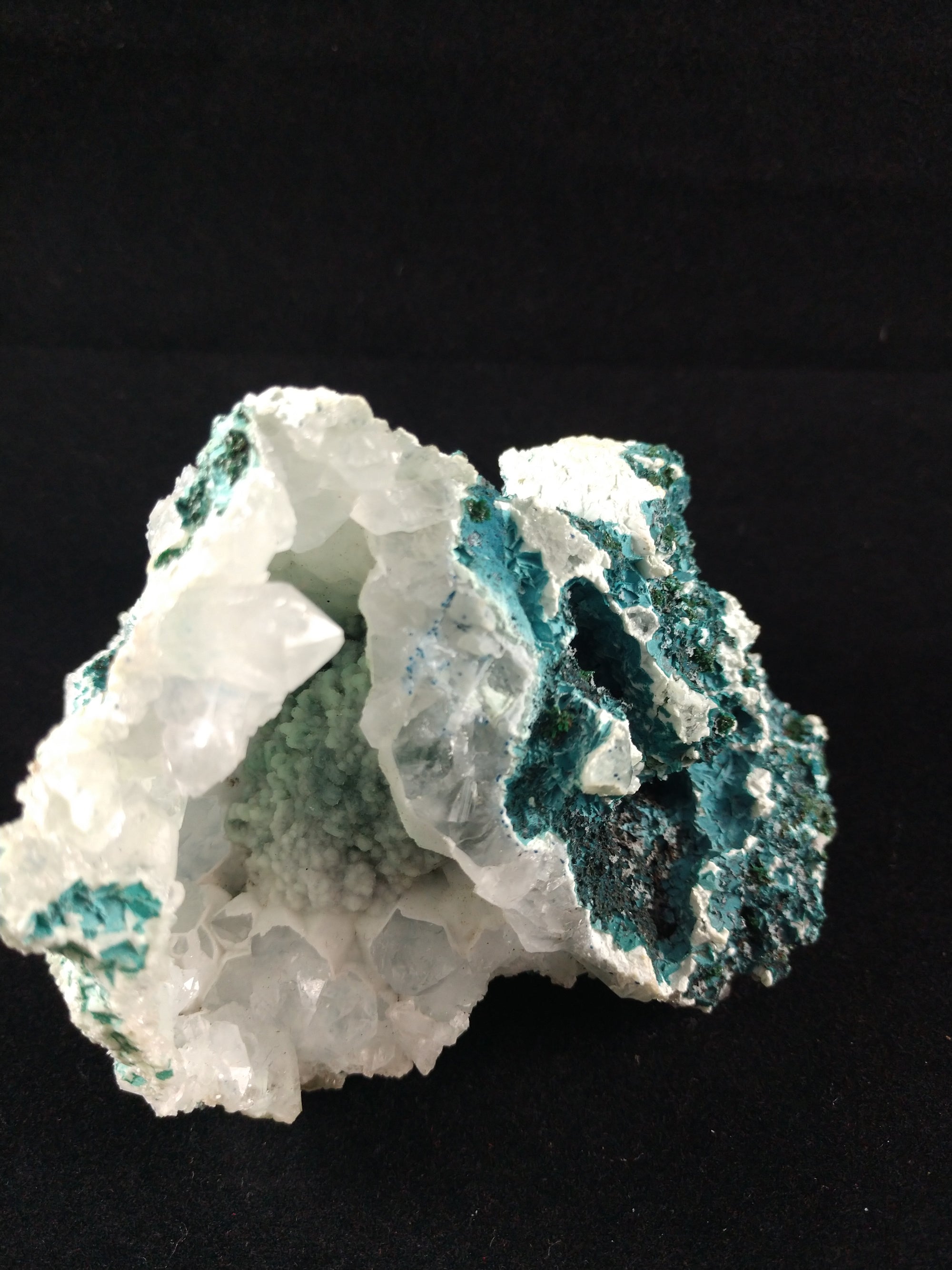 Shattuckite w/ Quartz