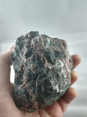 Conichalcite with quartz and calcite
