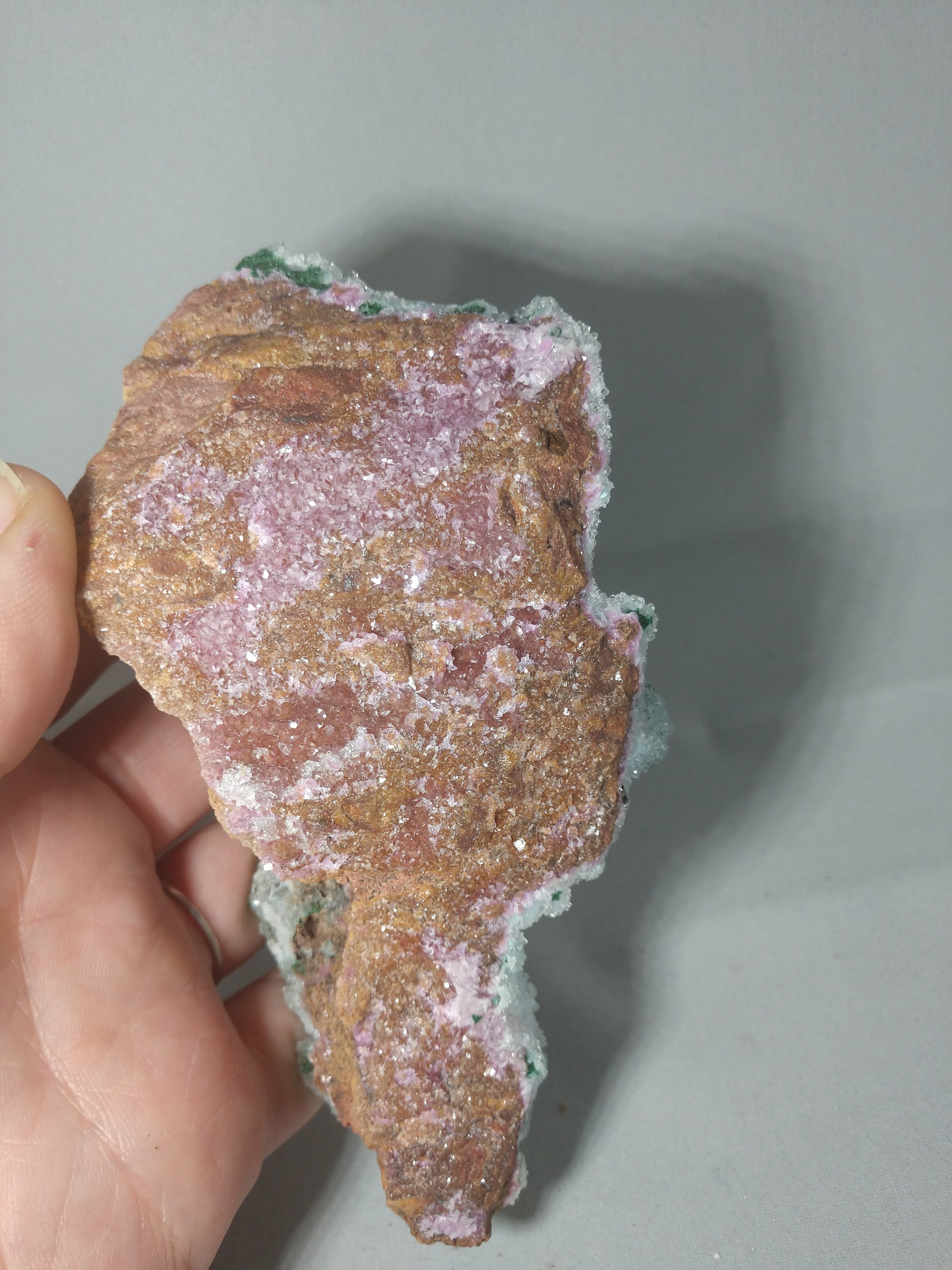 Quartz with Malachite and Spherocobaltite