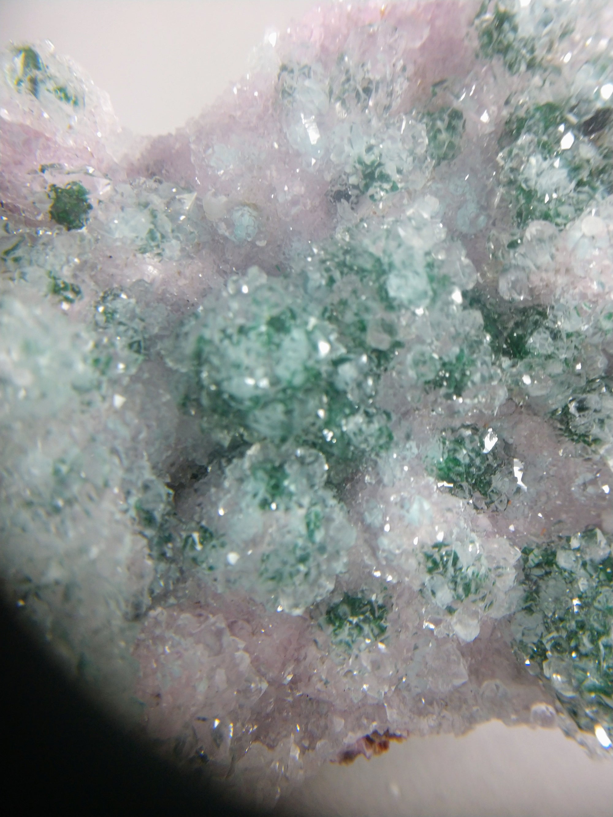 Quartz with Malachite and Spherocobaltite
