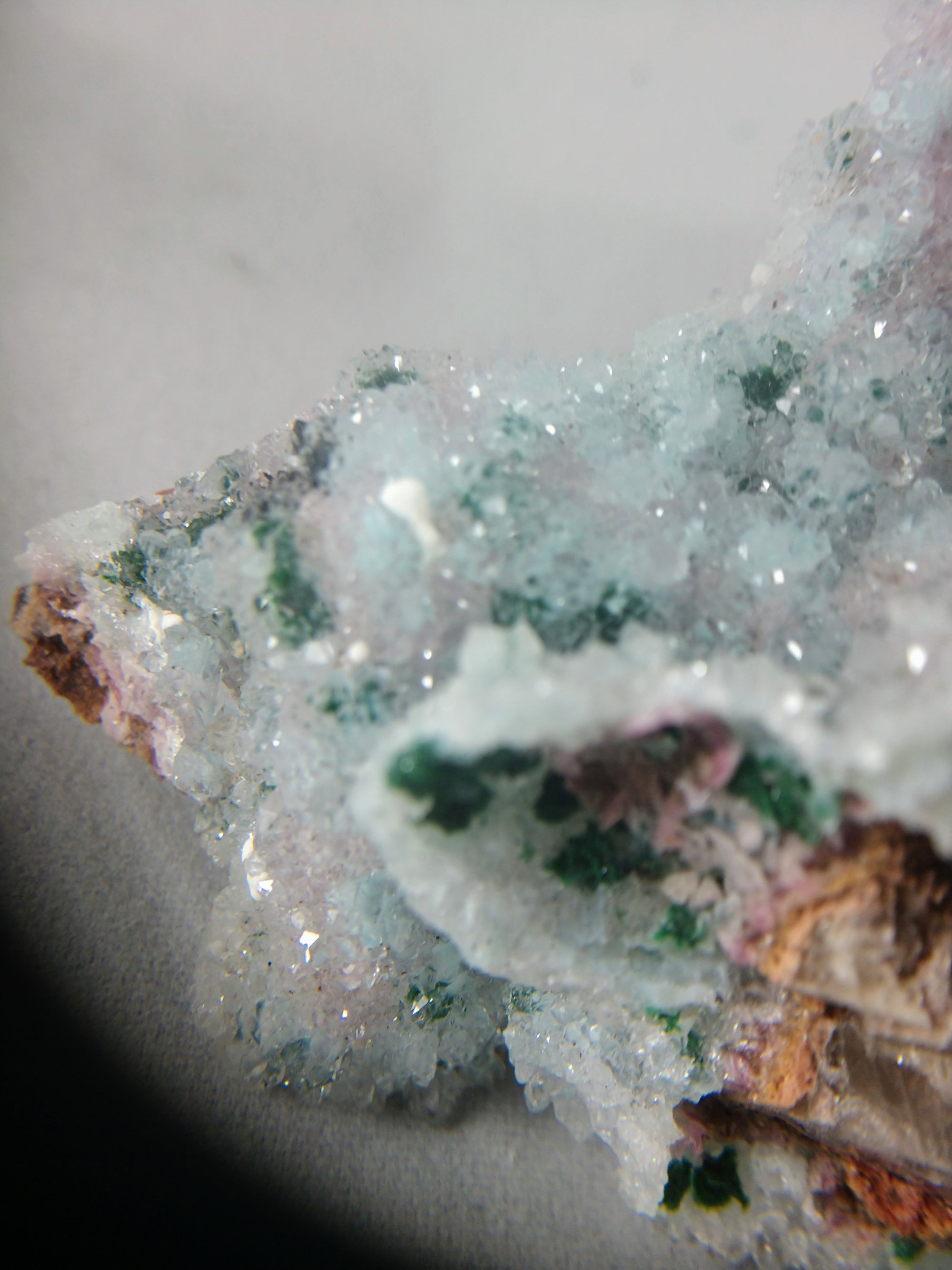 Quartz with Malachite and Spherocobaltite