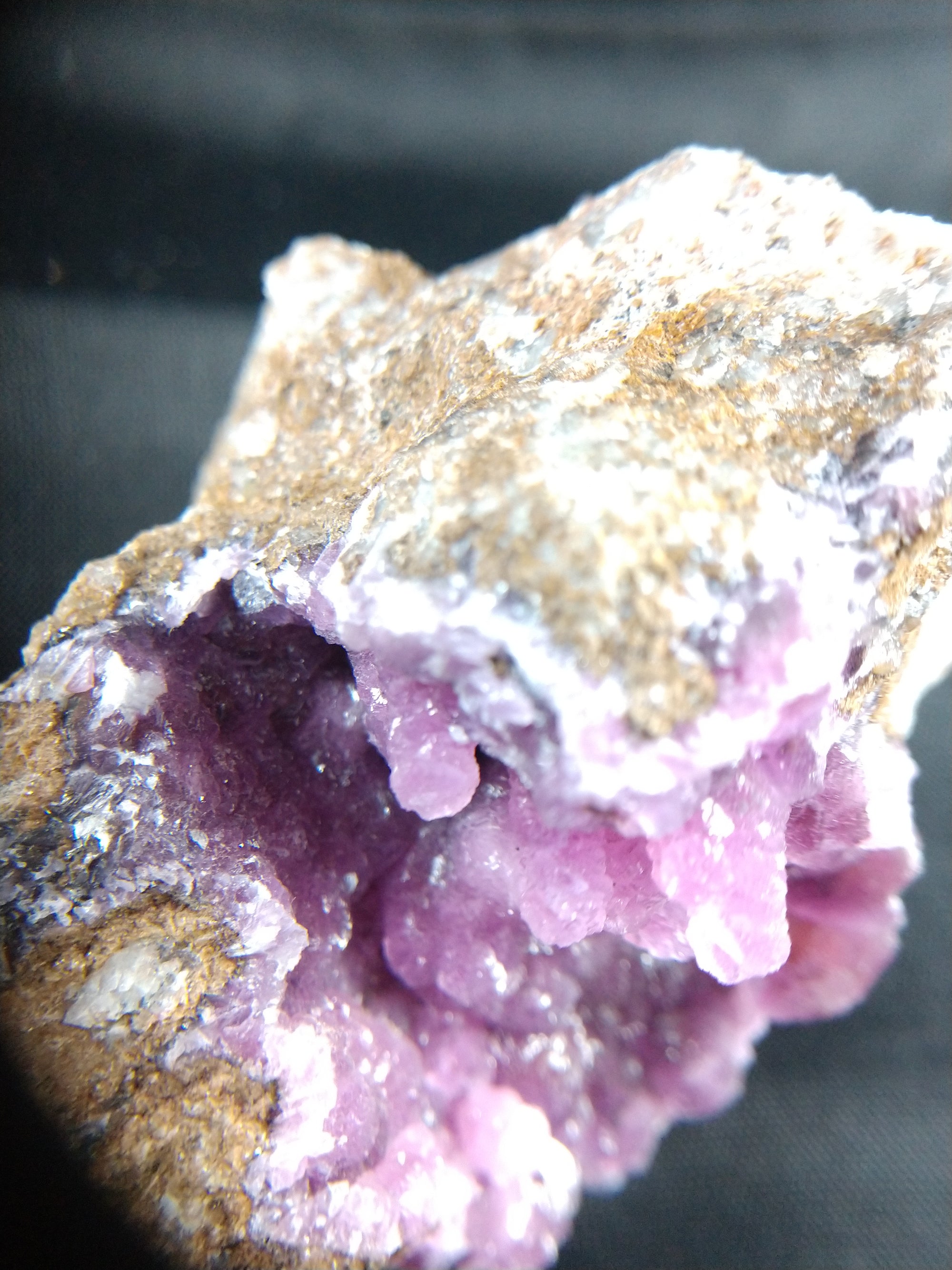Cobaltoan Calcite