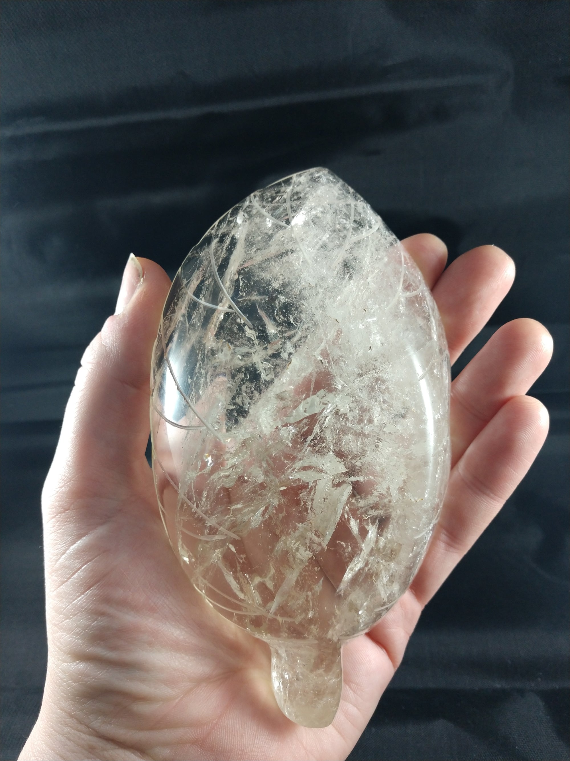 Leaf-shaped Quartz Dish