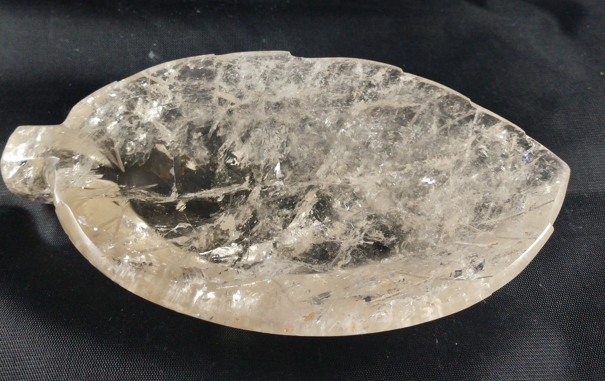 Leaf-shaped Quartz Dish