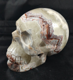 Agate Skull 1.3 kg