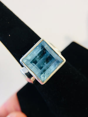 Aquamarine Faceted Ring