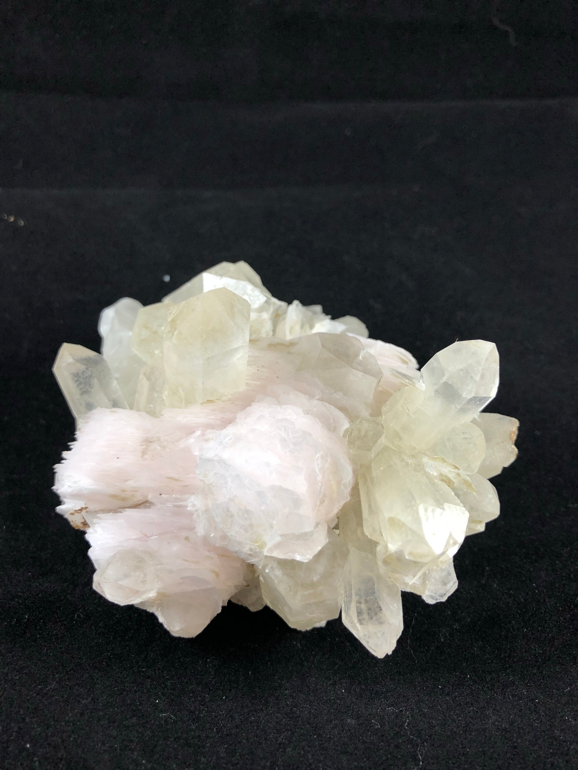 Quartz with pink calcite