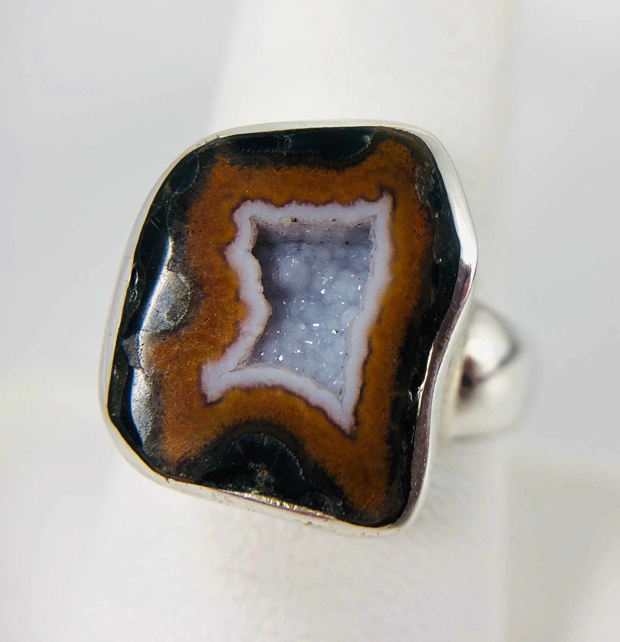 Geode ring