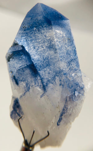 Dumorteirite with Quartz