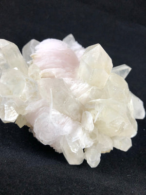 Quartz with pink calcite