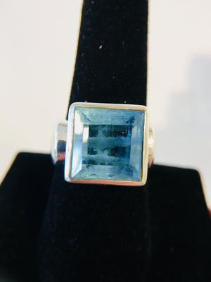 Aquamarine Faceted Ring