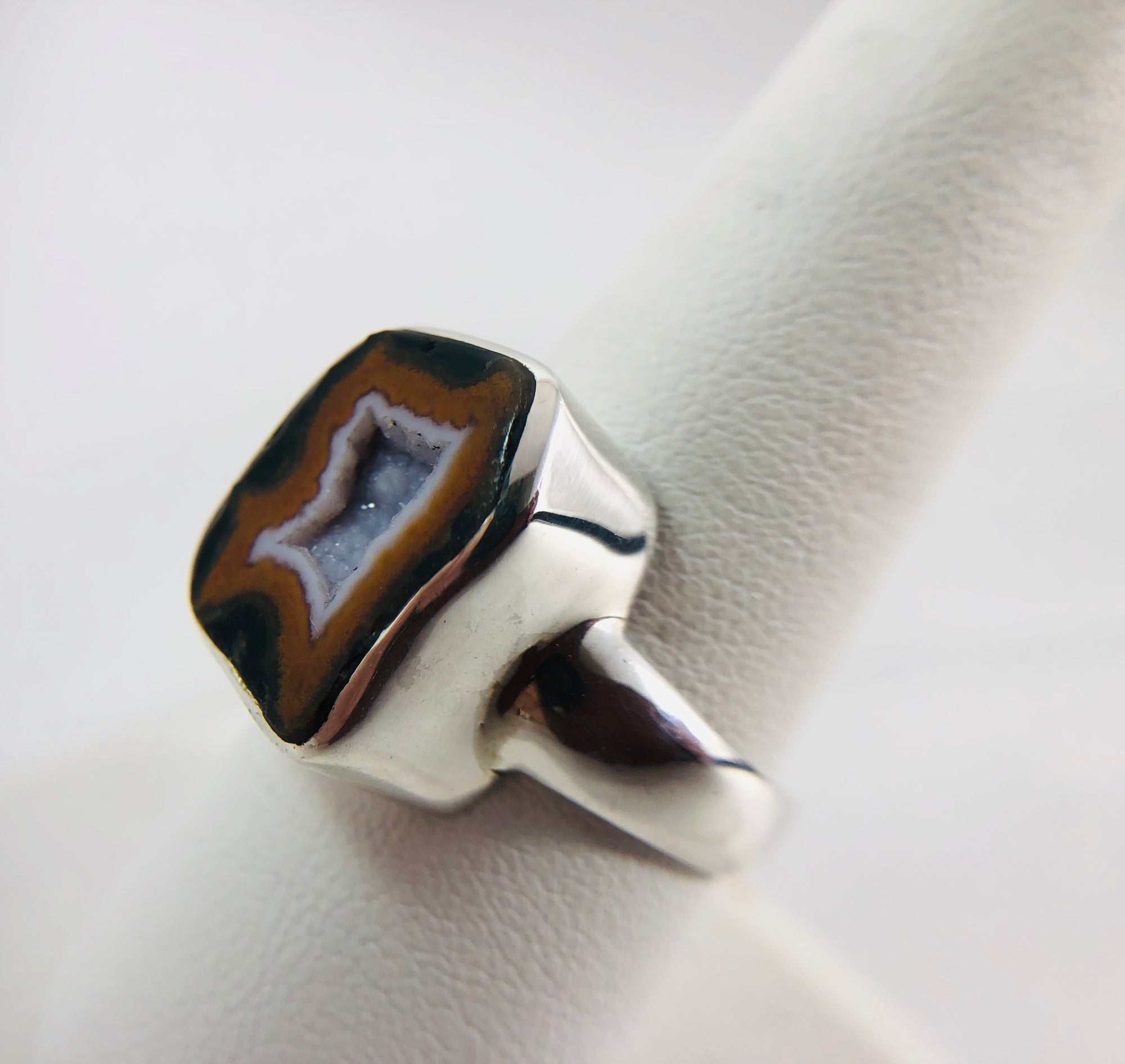 Geode ring