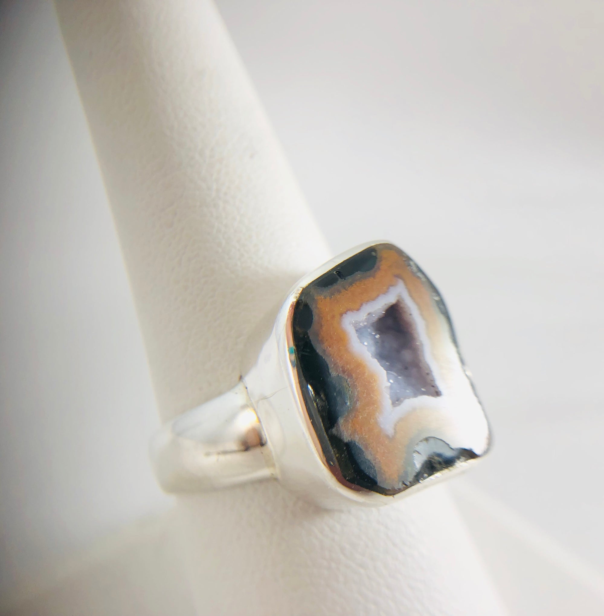 Geode ring