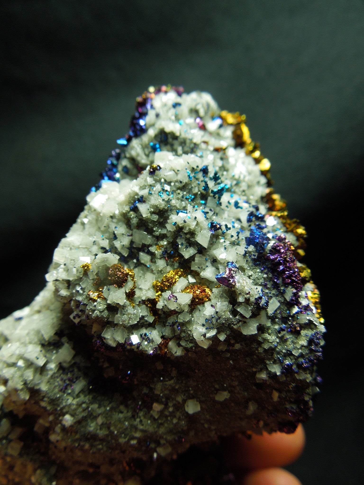 Chalcopyrite on Dolomite