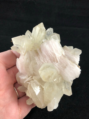 Quartz with pink calcite