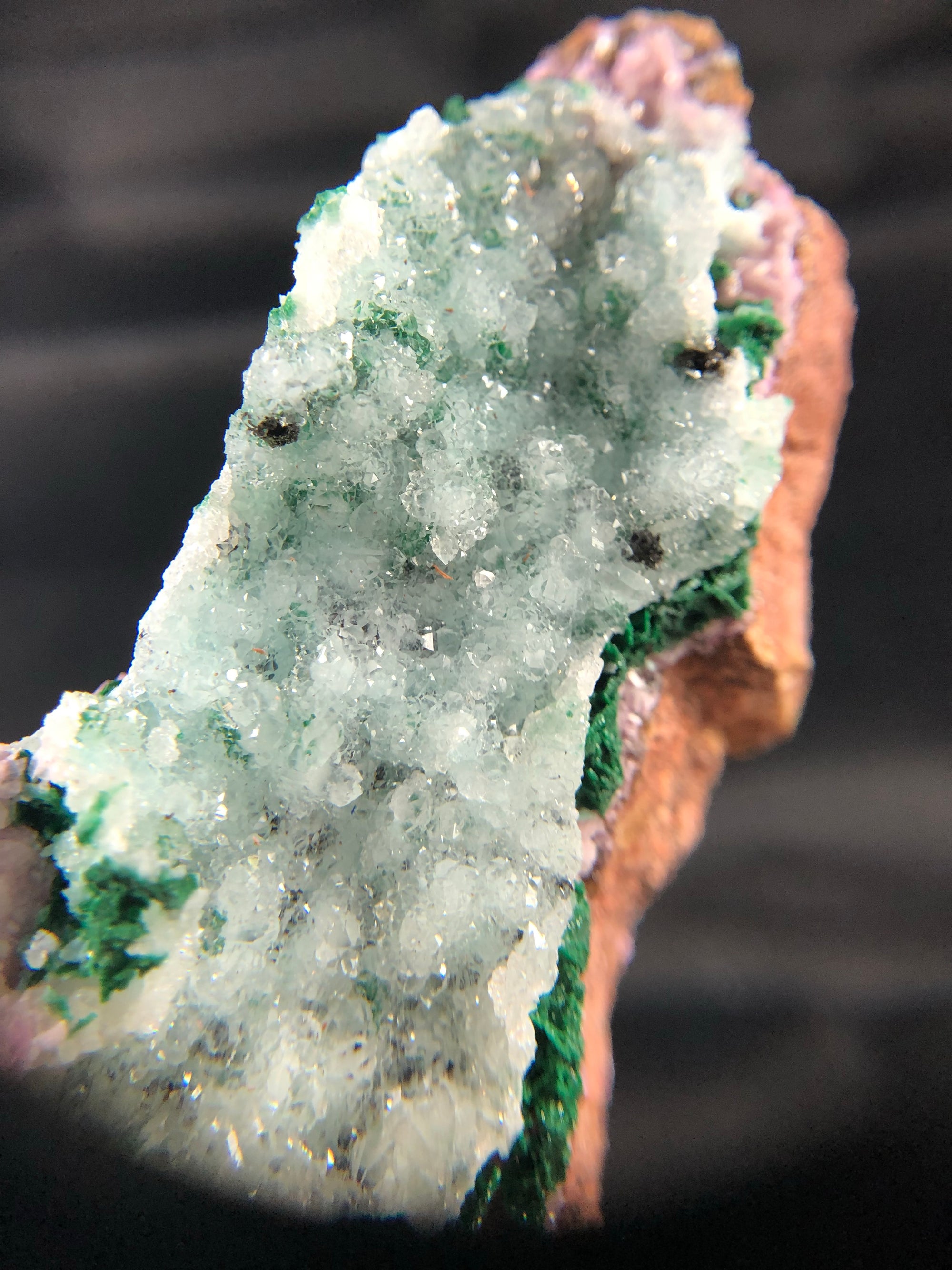 Spherocobaltite with Malachite and Quartz