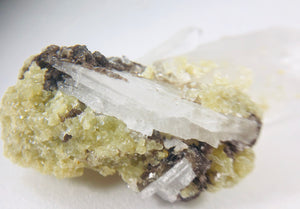 Quartz with Mica, Cleavelandite, and Biotite