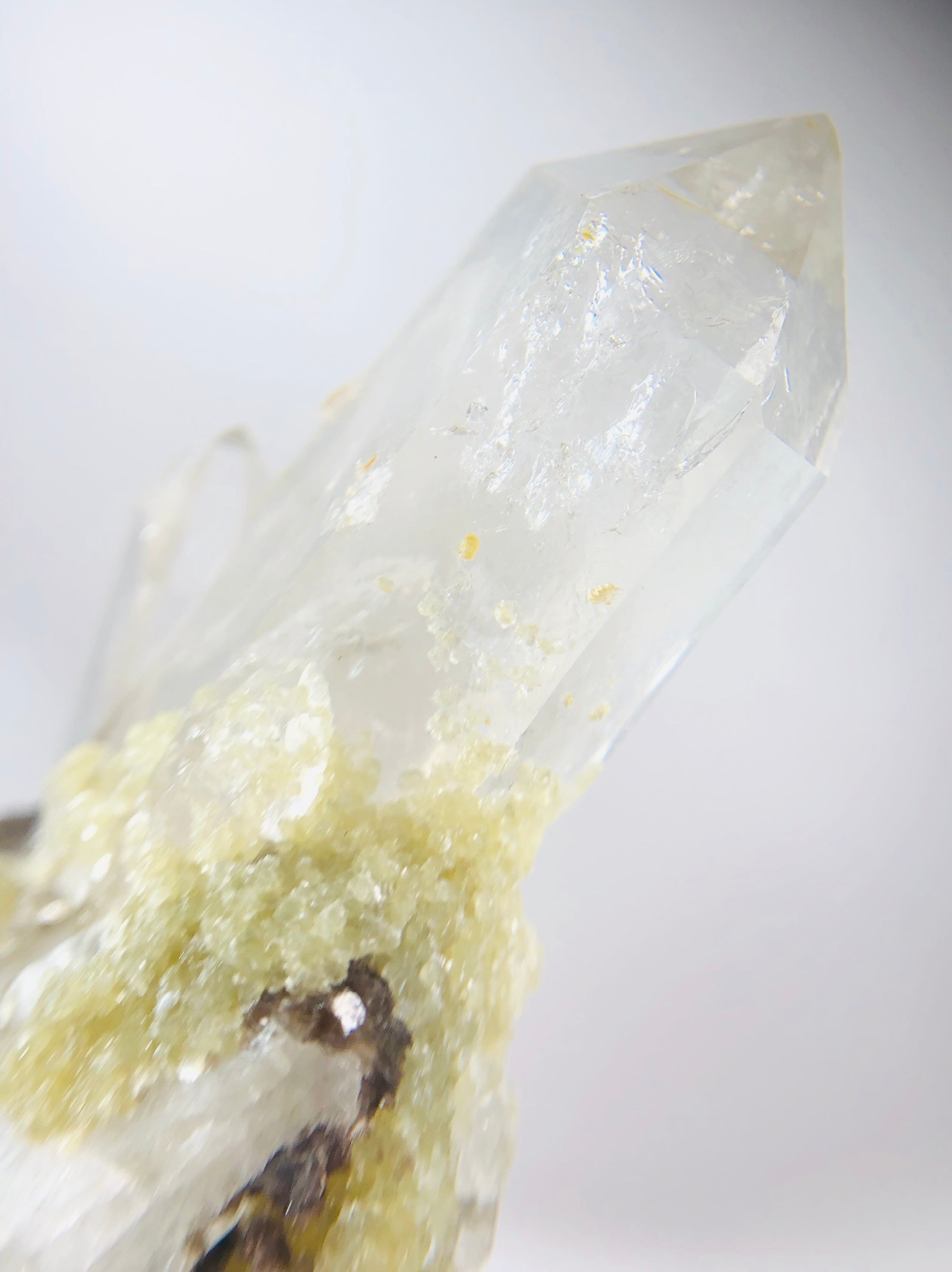 Quartz with Mica, Cleavelandite, and Biotite